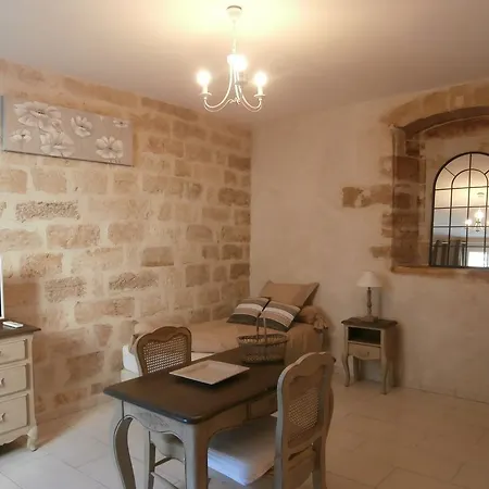 Carre Cardinal Bed & Breakfast Villeneuve-lès-Avignon